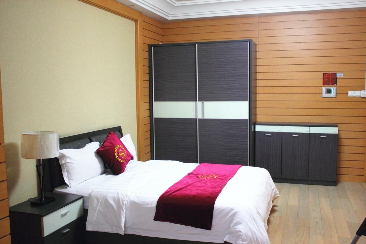 She & He Service Apartment Huifeng Guangzhou Eksteriør bilde